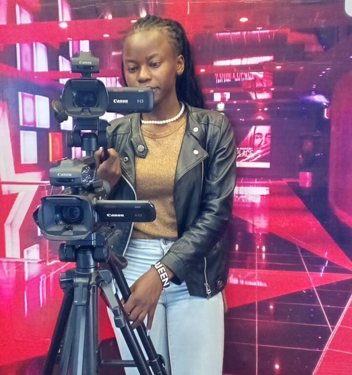 Camera recording in studio | YOUNIB TV